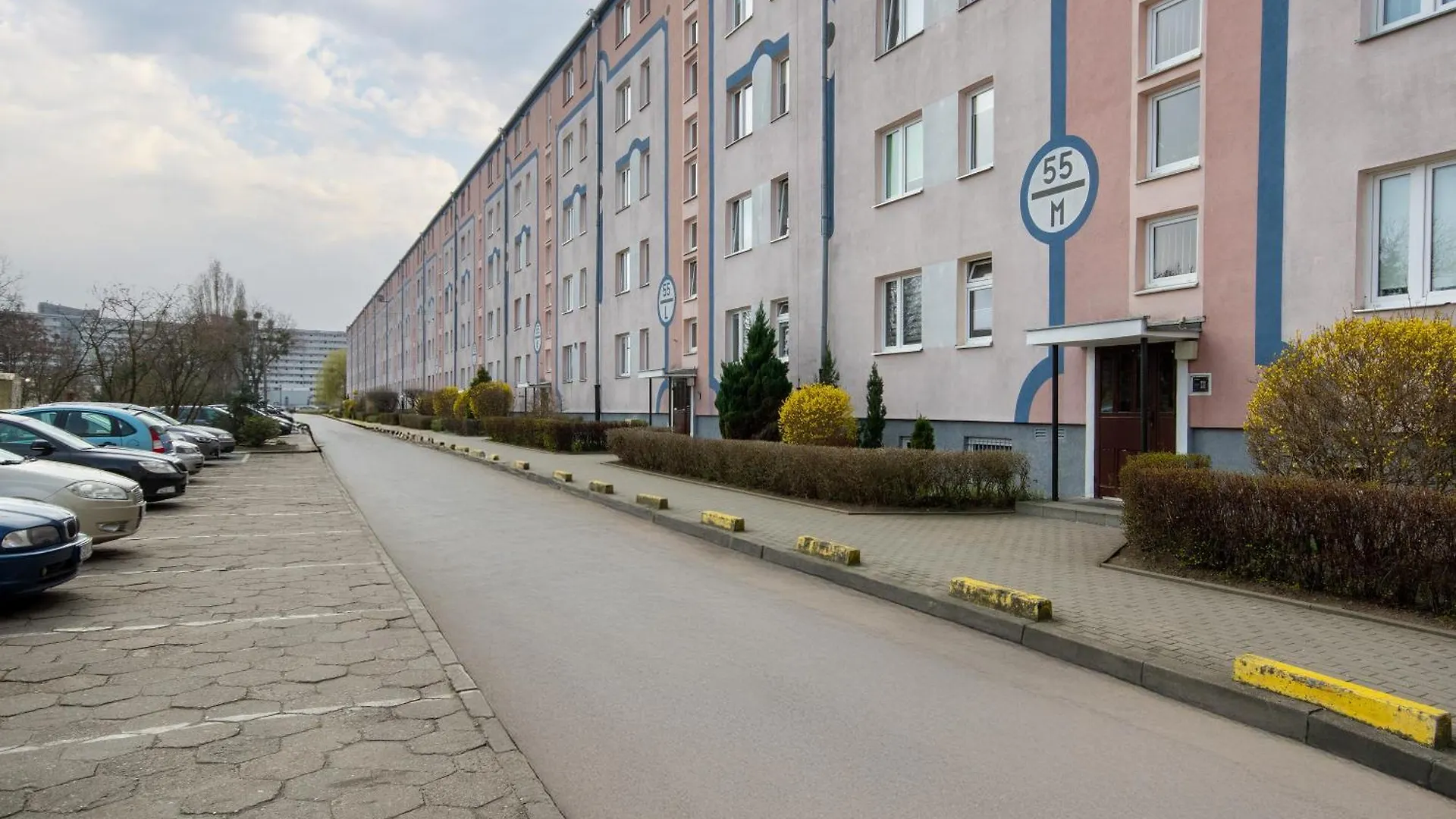 Przymorze Apartment - Parking - By Rentujemy Gdansk Poland